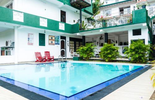 Tennekumbura Hotel | Kandy Riverside Villa