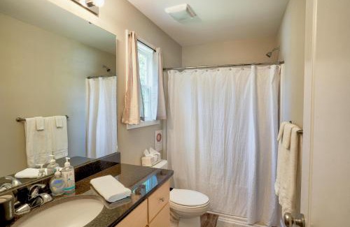 Kannapolis Casa | Kannapolis Excellent Sleep Experience - Pet Friendly