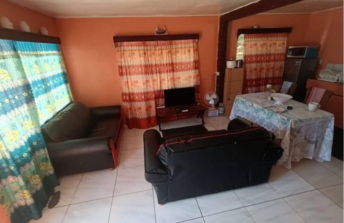 Nuku'alofa Apartamento | Kapeta Cabin at # 5 Kapeta Ave. Kolomotu 'a,