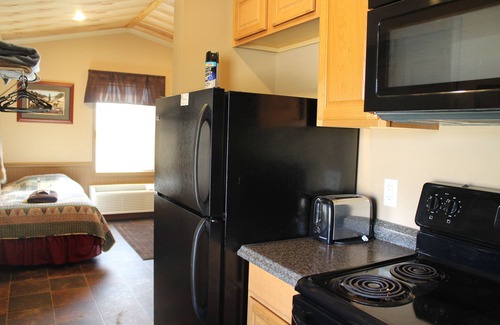 Moorcroft Cabina | Kara Creek Ranch - King Bed Cabin with Kitchen #6