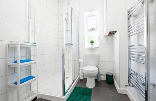 Staple Hill Apartamento | Karah Suites - Lansdown Road