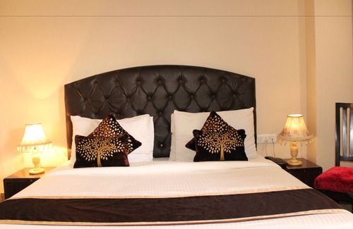 Rohini Hotel | Karan Holidays