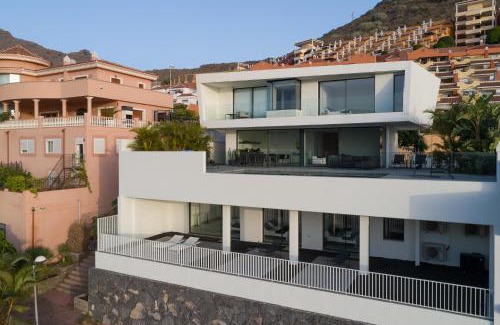 Costa Adeje Villa | KARAT Villa Kai Torviscas