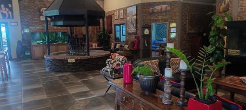 Zeerust Casa | Kareespruit Game Ranch & Guest House