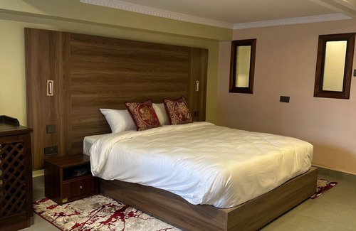 Langata Hotel | Karen plains Hotel,next to Waterfront Mall