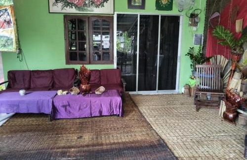 Padawan Casa | Karen Tibura Homestay