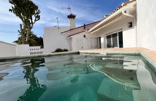 Urbanizacion Costabella Casa | Karibu beach & pool