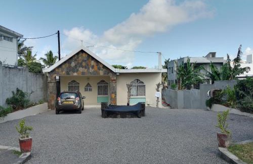 Roches Noires Casa | Karibu Villa Accommodation