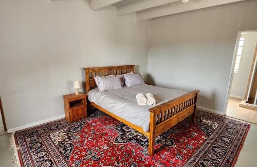 Oudtshoorn Apartamento | Karoo Leeu Cottage