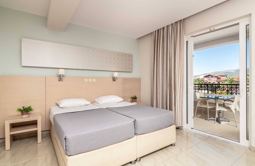 Laganas Hotel | Karras Hotel