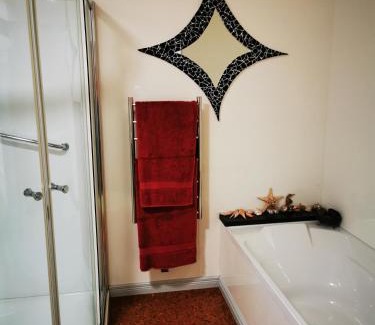 Takaka Cama Y Desayuno | Karstaway Haven