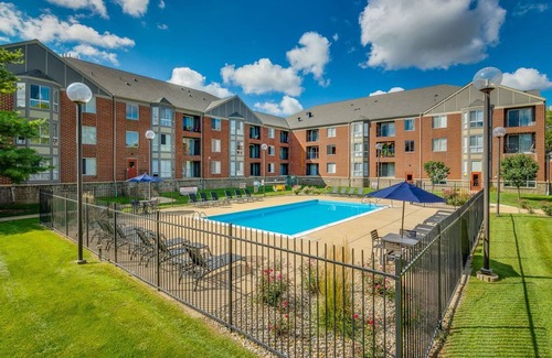 Northeast South Bend Apartamento | Kasa | Bright & Airy 2BD + Family Friendly | South Bend
