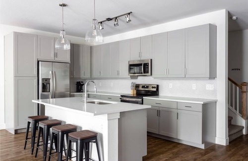 Northeast Dallas Casa | Kasa | Family Friendly 2BD with Pool + Gym Access | Dallas