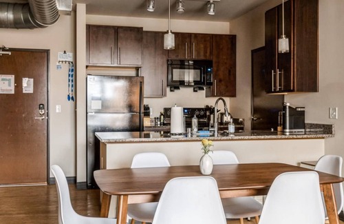 Westown Apartamento | Kasa Relax With the Family in Westown Neighborhood Milwaukee