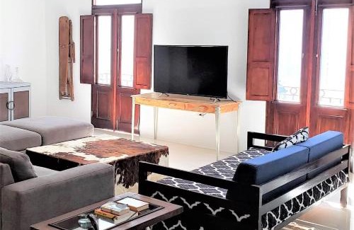 Old San Juan Apartamento | KASA The Lofts 201 HUGE 2 bed 2 bath for 6 Washer Dryer