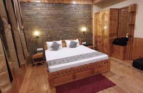 Almora Hotel | Kasar Hill Top