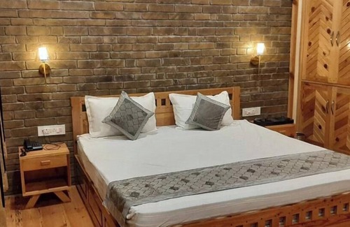 Almora Hotel | Kasar Hill Top