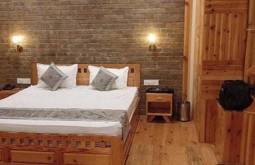 Almora Hotel | Kasar Hill Top