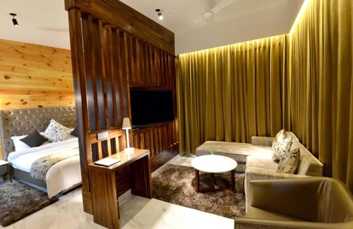 Kasauli Hotel | Kasauli Hills Resort