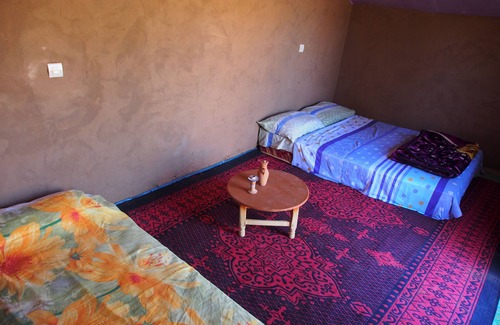 M'Hamid El Ghizlane Alquiler De RV | Kasbah Desert Camp