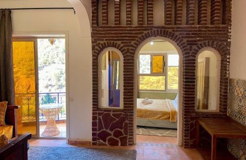 Tnine Ourika Cama Y Desayuno | Kasbah Tifirte Grand Vallet