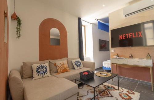 Quartier Administrations Apartamento | KasbahBoHome, Cocon Atypique, centre ville, Nîmes