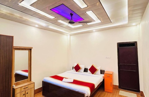 Varanasi Hotel | Kashi Palace Hotel and Banquet