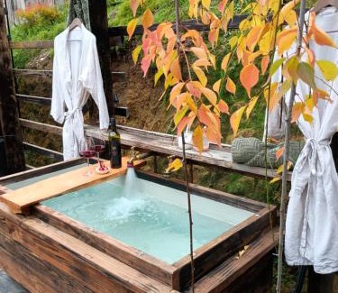 Crafers Apartamento | Kashikiri- Adelaide Hills Private Japanese Bath Retreat- pre-finished special