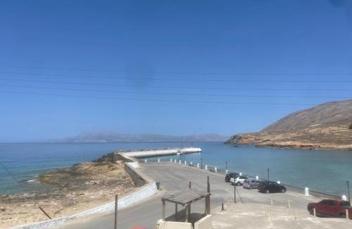 Fry Hotel | Kasos Almyra Beach Suites