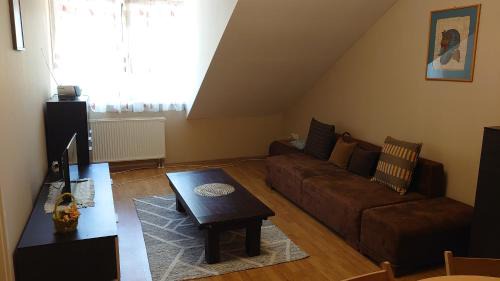 Cserkeszolo Apartamento | Kastély apartman