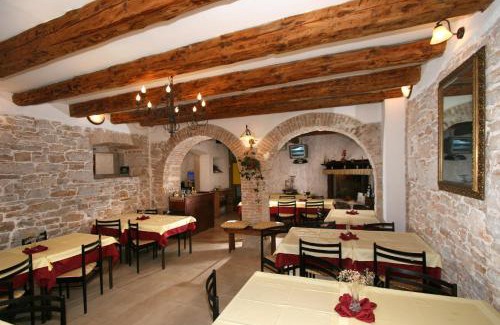 Kastelir Cama Y Desayuno | Kastel Kastelir
