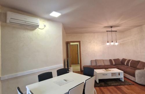 Petrovac Apartamento | Kastio 1