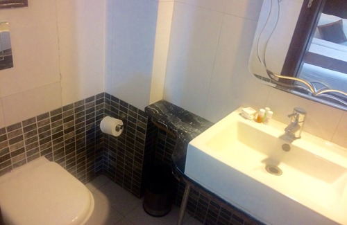Chittaranjan Hotel | Kastor International