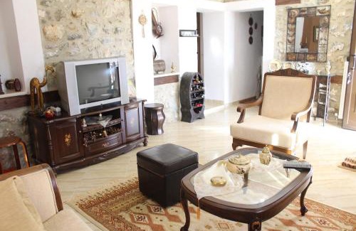 Kastoria Casa | KASTORIA DENDROCHORI Retreat & Rest