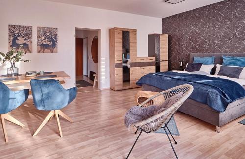 Moers Apartamento | KATARINAS HOUSE mit 2 FeWo stilvoll, gemütlich & zentral Boxspringbett, Parkplatz, Balkon oder Garten