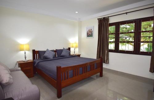 Phongprasan Casa | Kate House Bangsaphan