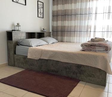 Serres Apartamento | Kate's Studio with view and free parking