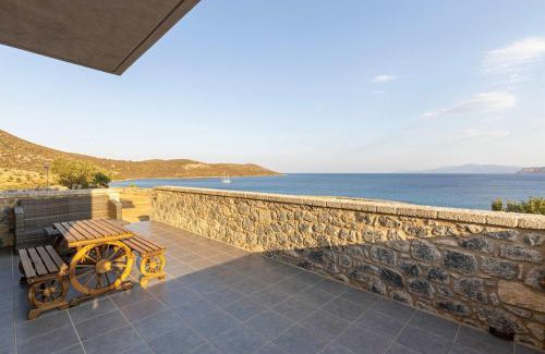 Monemvasia Casa | Katerina's Villas - Monemvasia Beachfront Stone Paradise