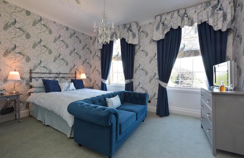 Ribbesford Casa | Kateshill House Bed & Breakfast