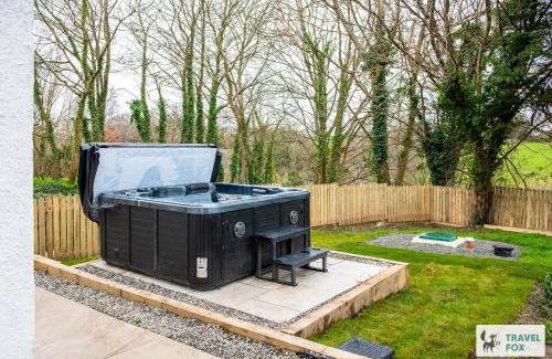 Bont Newydd Casa | Katie's Cottage & Hot Tub - Snowdon 20mins drive