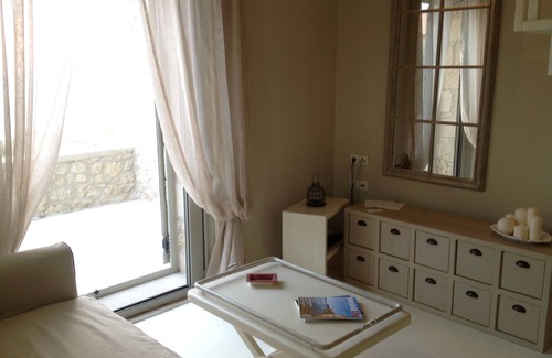 Lefktron Apartamento | Katikies Manis