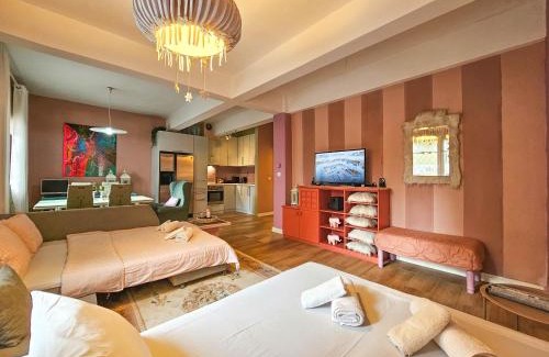 Pavlos Melas Apartamento | Katrin's House with private parking