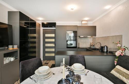 Saints Constantine and Helena Apartamento | Katty's Place - Azur Premium