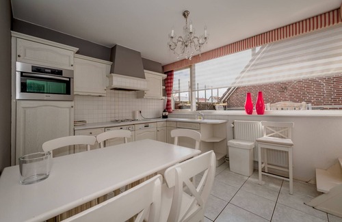 Municipality of Katwijk Casa | Katwijk aan Zee, Adrianastraat for 10 people!