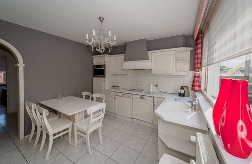 Municipality of Katwijk Casa | Katwijk aan Zee, Adrianastraat for 10 people!