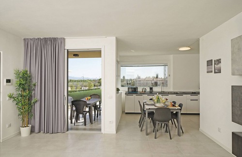 Desenzano del Garda Apartamento | Katya Resort Apts by Wonderful Italy