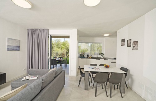 Desenzano del Garda Apartamento | Katya Resort Apts by Wonderful Italy