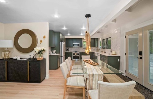 Princeville Casa | Kauai Mermaid Queen Sanctuary - Sleeps 16 - A/C!