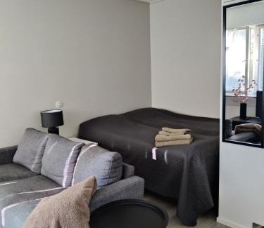 Kotka Apartamento | Kaunis yksiö kotkansaarella