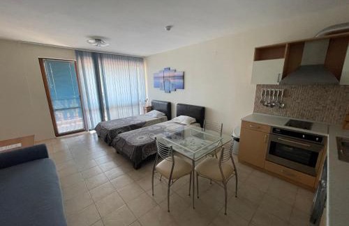 Kavarna Apartamento | Kavarna Paradise Apartments